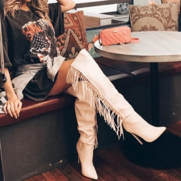White fringe knee high boots - Picture 1 of 3